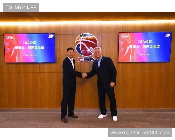 戴维斯双,余助攻,詹姆斯揽三,ued,UED,UED体育入口,UED官网,UED体育APP下载